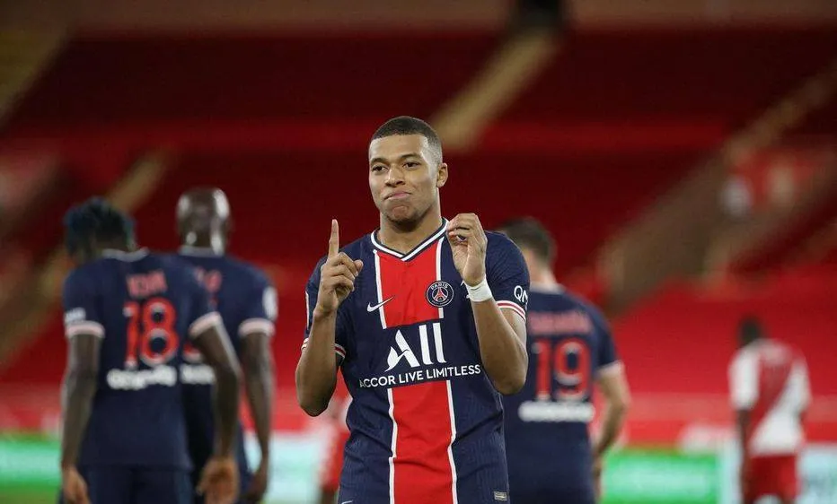 Tốc độ kinh hoàng của Mbappe