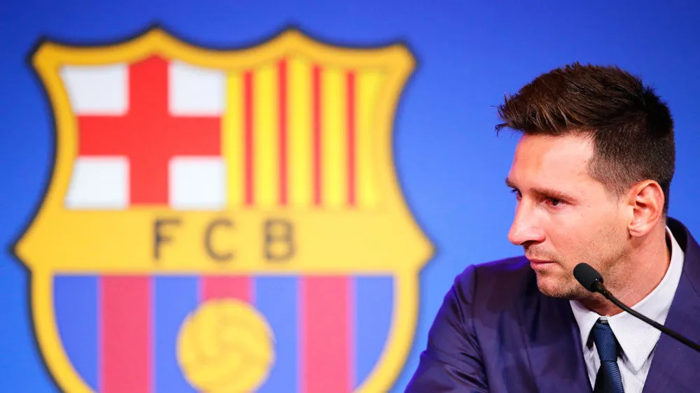 Messi muốn ở lại, nhưng Barcelona không thể ký