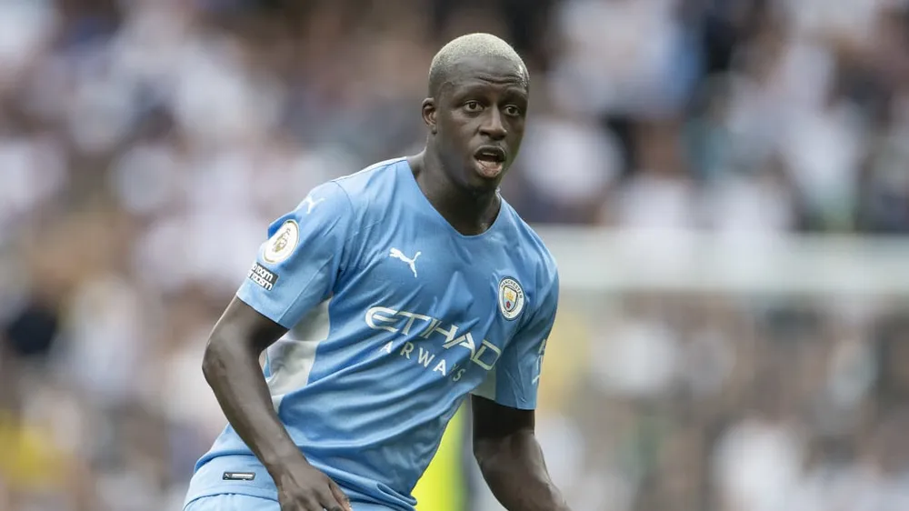 Benjamin Mendy trong màu áo Man City