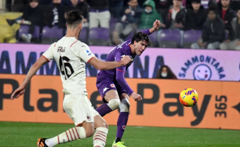 Pha ghi bàn của Vlahovic đã kết thúc hy vọng của Milan