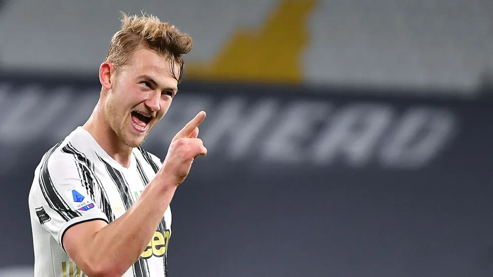 Trung vệ Matthijs de Ligt giúp Juve hồi sinh