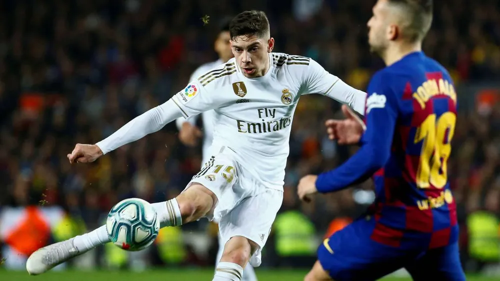 Fede Valverde nhie62u8 lần tỏa sáng trong trận Siêu kinh điiển với Barcelona