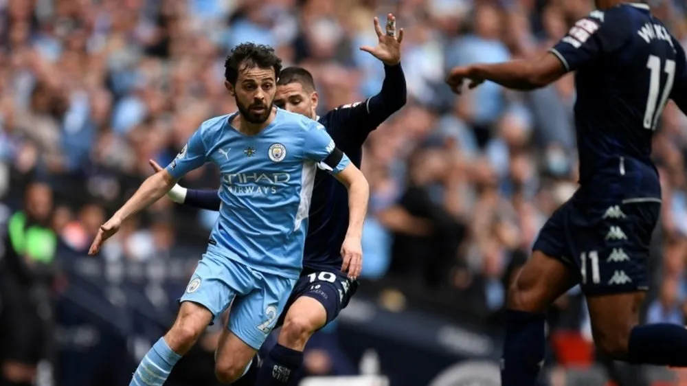 Barcelona đang ve vãn Bernardo Silva