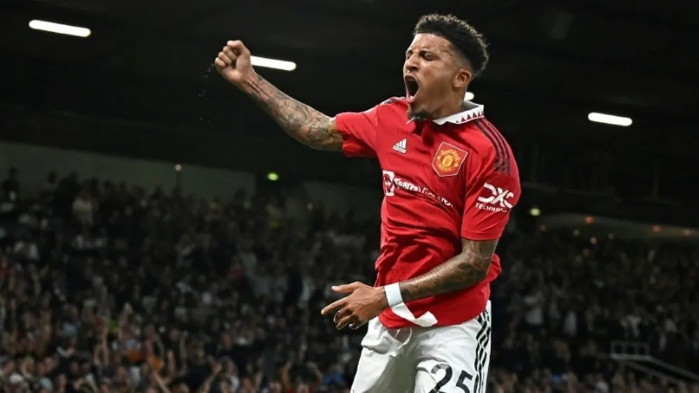 Jadon Sancho sẽ trở lại sau 14 tuần