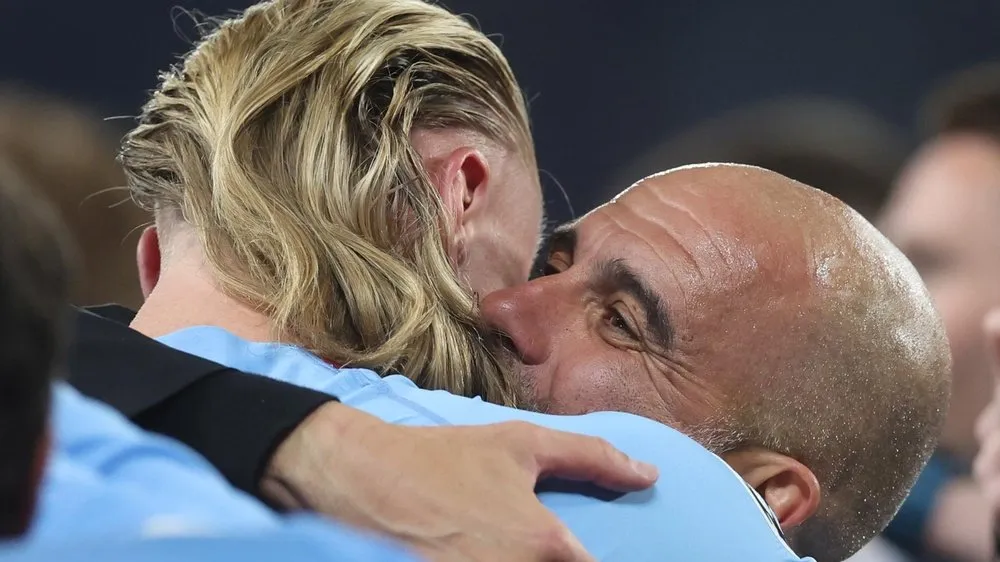 Erling Haaland và ông thầy Pep Guardiola