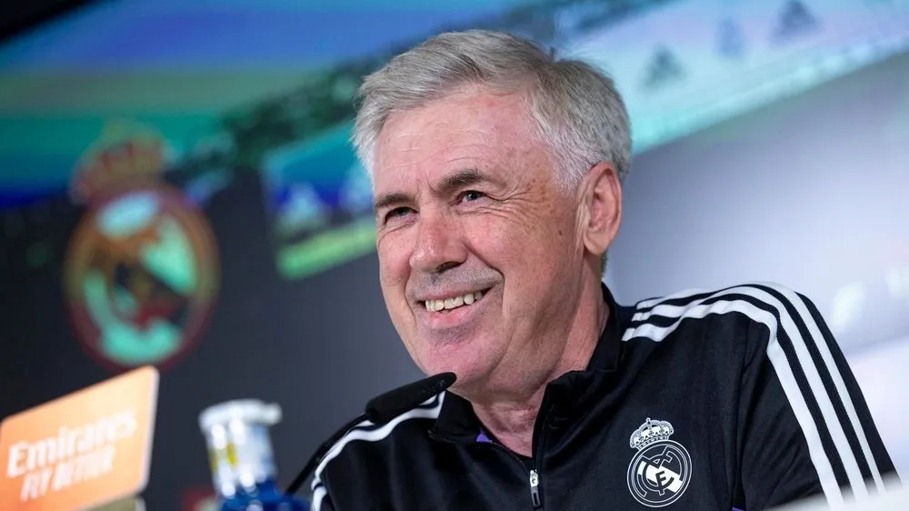 CBF đang trải thảm đỏ mời Carlo Ancelotti 