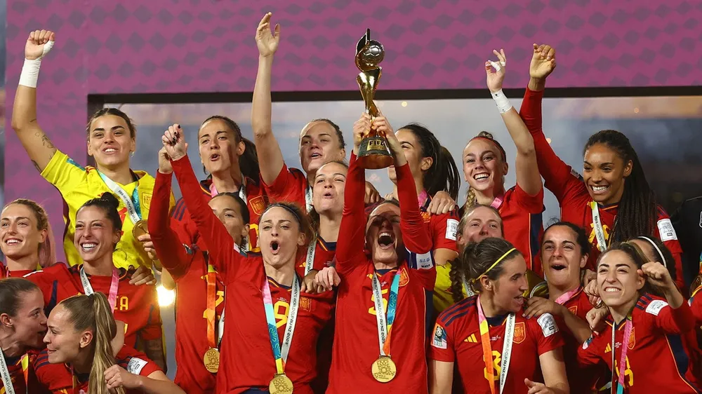 Tây Ban Nha đăng quang World Cup