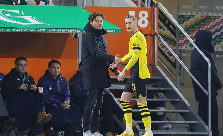 HLV Edin Terzic và lão tướng Marco Reus lạnh nhạt với nhau