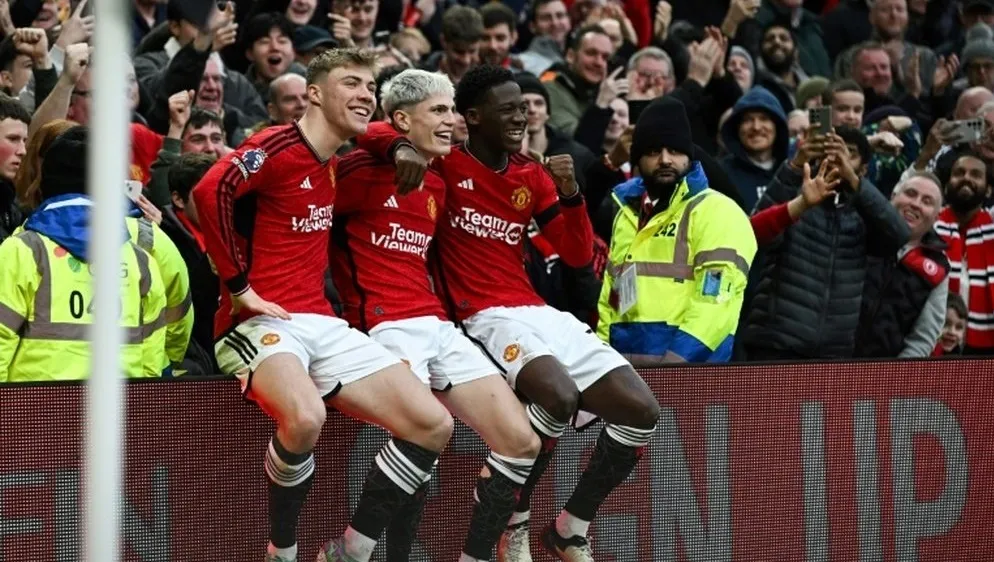 Bộ ba trẻ tuổi của Man United, Rasmus Hojlund, Alejandro Garnacho và Kobbie Mainoo