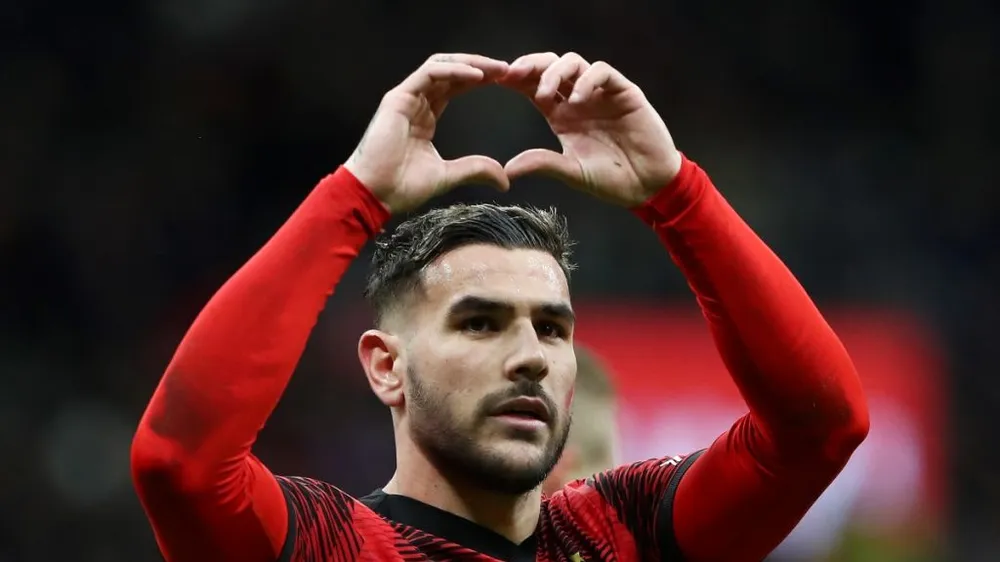 Hậu vệ Theo Hernandez sẽ rời Milan trong mùa hè
