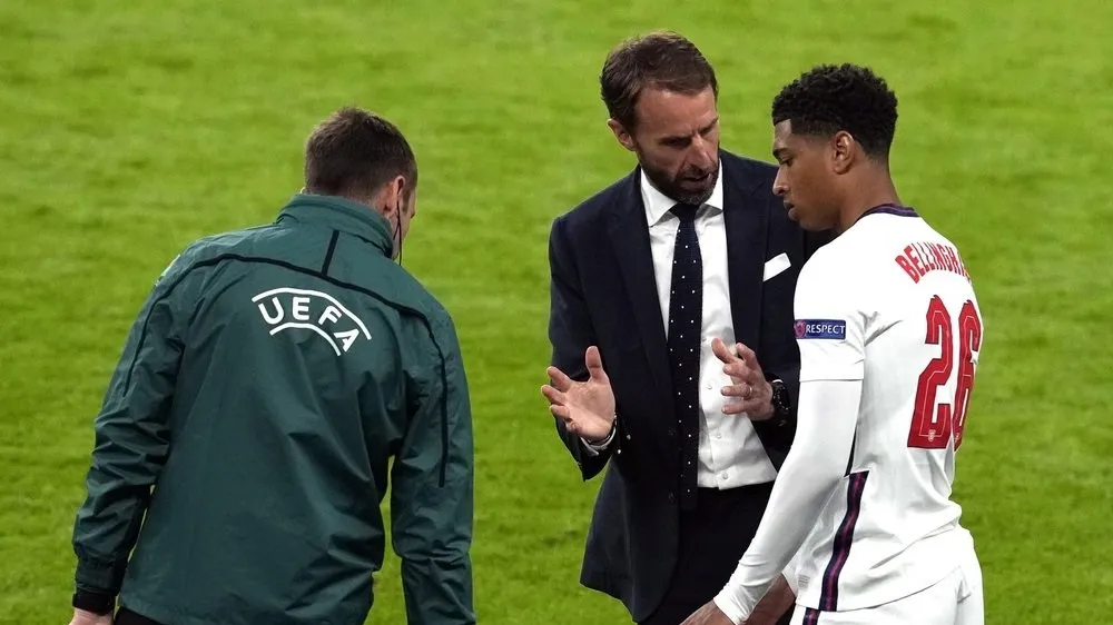 HLV Gareth Southgate và Jude Bellingham