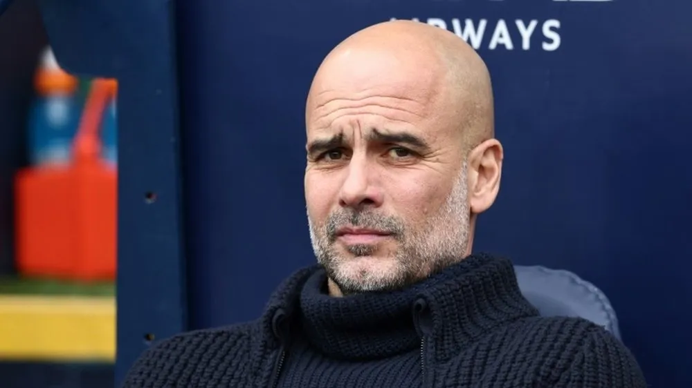 Pep Guardiola tranh luận về chuyện tiền bạc ở Premier League