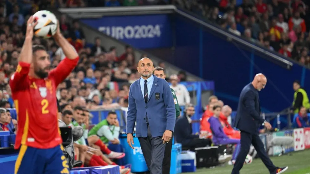 HLV Luciano Spalletti thua tâm phục khẩu phục
