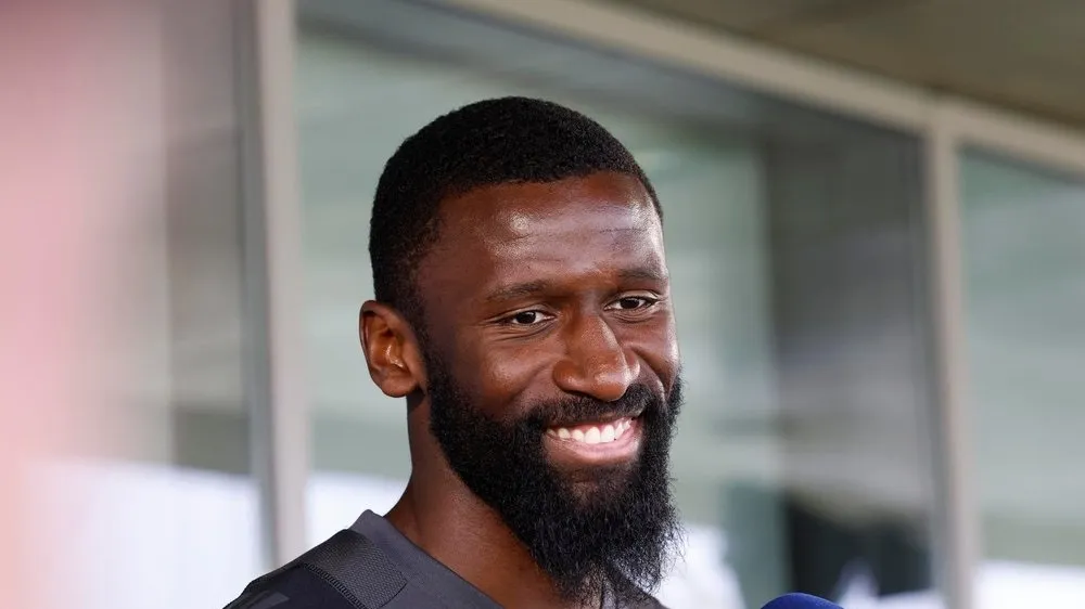 Antonio Rudiger chỉ muốn giành danh hiệu cùng Real Madrid