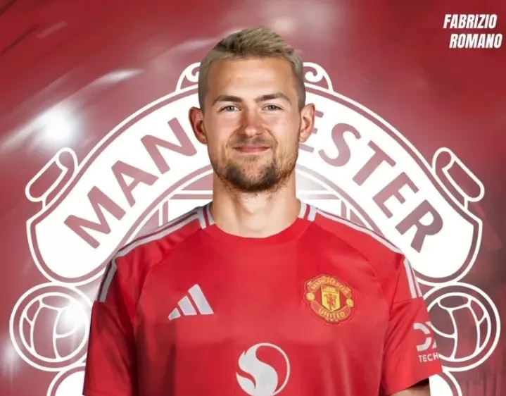 Matthijs de Ligt sẽ chơi cho man United mùa này