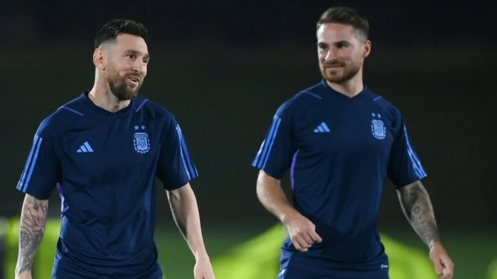 Leo Messi và Alexis Mac Allister ở tuyển Argentina