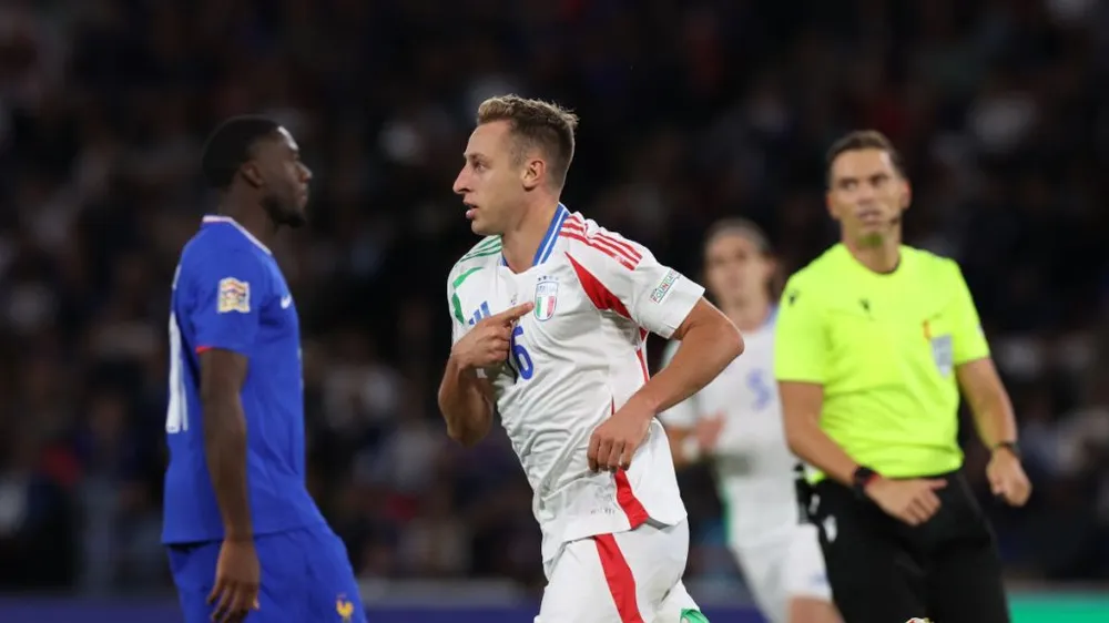 Davide Frattesi đang thăng hoa cùng tuyển Italia