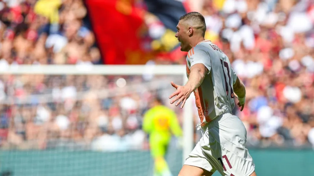 Artem Dovbyk liên tục ghi bàn cho AS Roma
