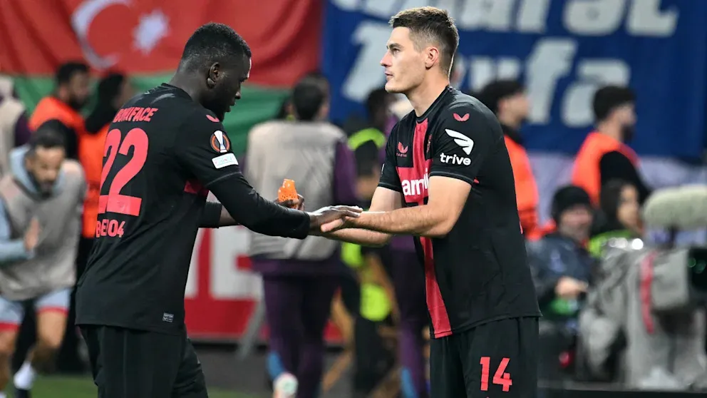 Patrick Schick sẽ thay thế Victor Boniface