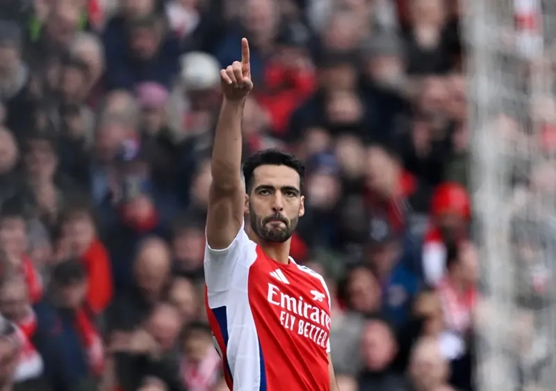 Mikel Merino ghi bàn thắng duy nhất trận derby London