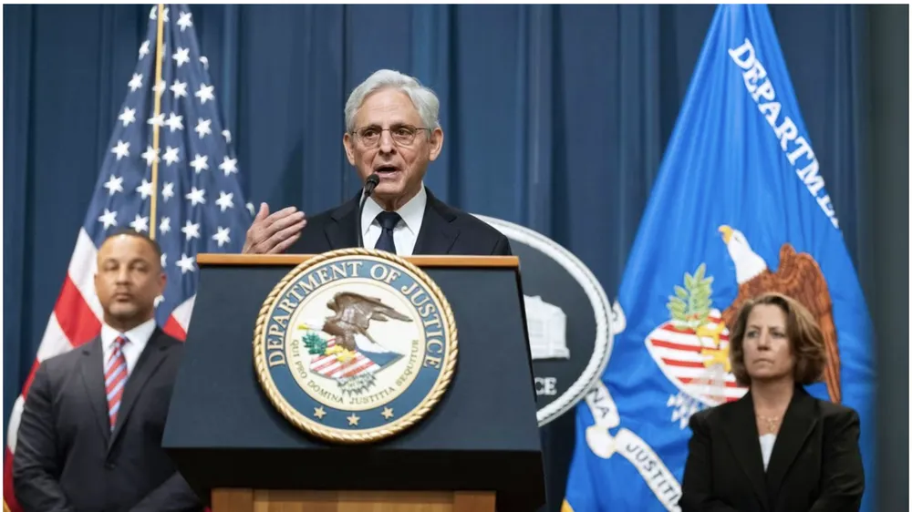 Bộ trưởng Tư pháp Mỹ Merrick Garland họp báo về vụ phá vỡ chuỗi cung ứng tiền chất fentanyl bên trong lãnh thổ Mỹ. Ảnh: AP