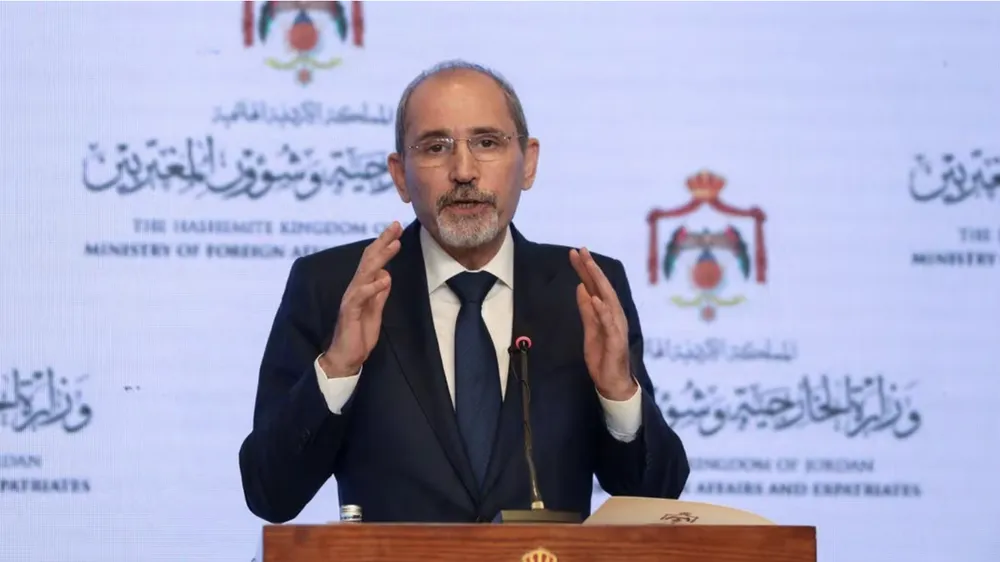 Ngoại trưởng Jordan Ayman Safadi. Ảnh: REUTERS