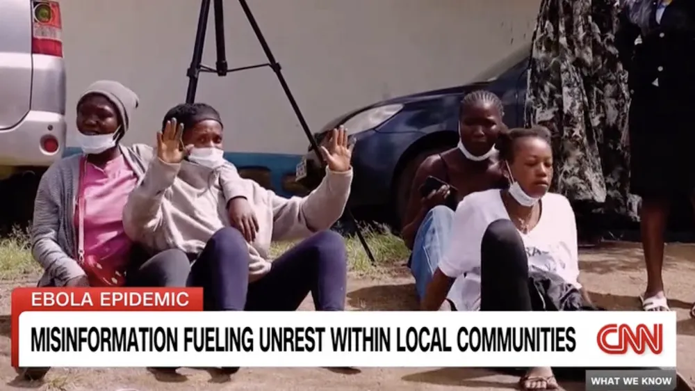 Dịch ebola gây hoảng loạn ở các cộng đồng. Ảnh : CNN