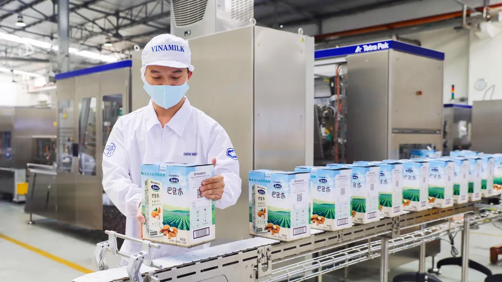Sản phẩm sữa hạt cao cấp của Vinamilk xuất khẩu đi Trung Quốc có quy cách đóng gói và thiết kế bao bì khác biệt phù hợp với thị hiếu 