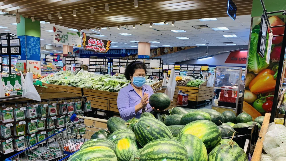 Co.opmart hỗ trợ nông dân tiêu thụ dưa hấu