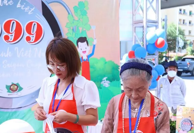 Hơn 999 gia đình khắp cả nước cùng Saigon Co.op xác lập kỷ lục Việt Nam về nấu ăn