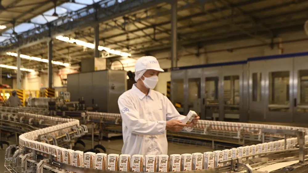 Lần đầu tiên Việt Nam có các sản phẩm sữa đạt “sao” về vị ngon quốc tế