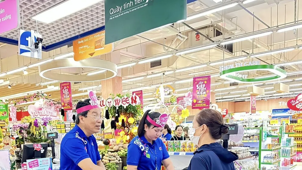 Saigon Co.op tổ chức nhiều chương trình khuyến mãi, giảm giá để kích cầu tiêu dùng cuối năm