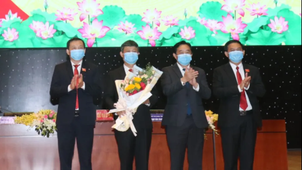 Ông Võ Văn Minh được bầu làm Chủ tịch UBND tỉnh Bình Dương khóa X