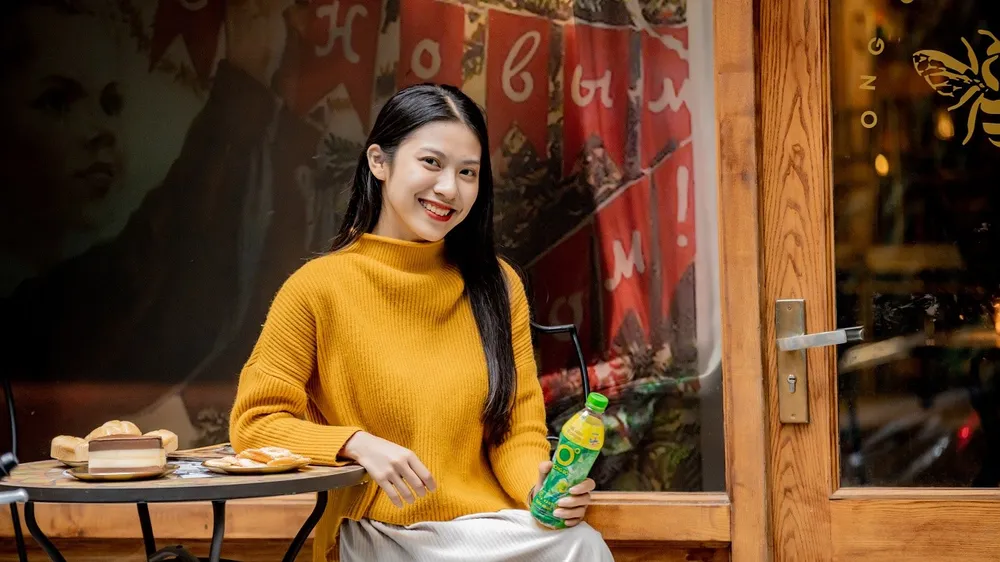 Không ngại deadline, những người trẻ vẫn thư thái uống trà chờ tết 