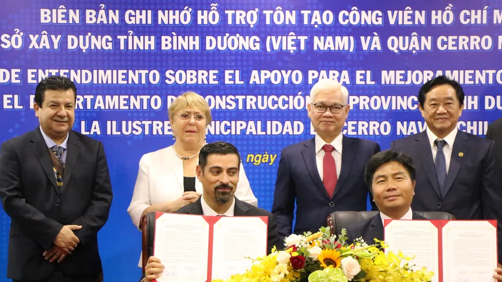 Bình Dương: Hỗ trợ tôn tạo Công viên Hồ Chí Minh tại quận Cerro Navia, thủ đô Santiago (Chile) 