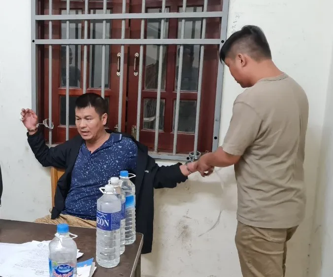 Khen thưởng Công an TX Tân Uyên trong phối hợp truy bắt đối tượng sát hại nữ kế toán 