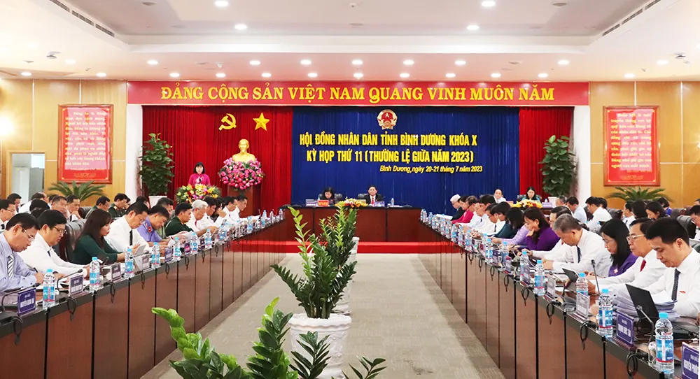 Bình Dương thông qua 22 nghị quyết quan trọng 