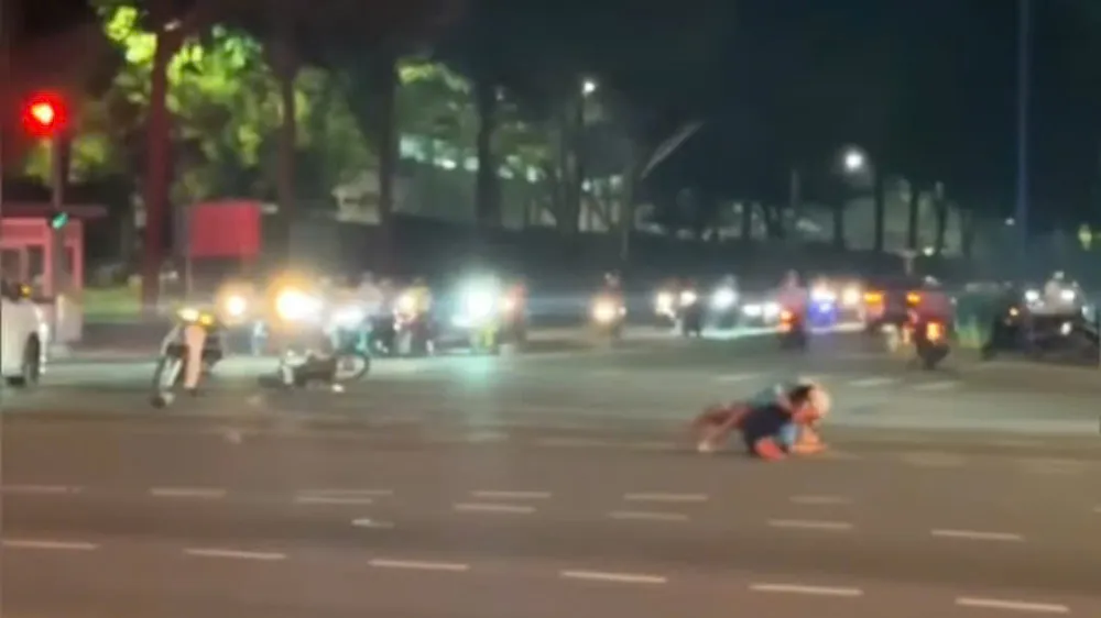 Bình Dương: Đánh người nguy kịch nghi do va chạm giao thông