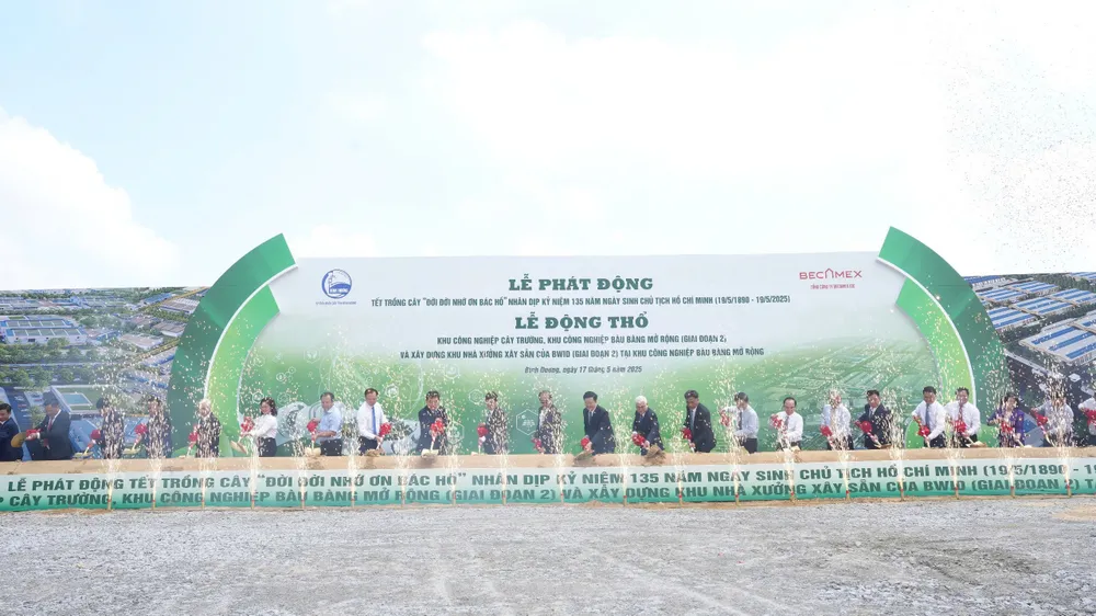 Bình Dương: Động thổ xây dựng 2 KCN Cây Trường và Bàu Bàng 