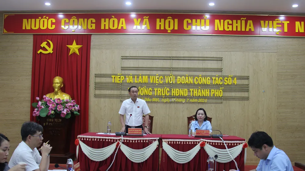 Phó Chủ tịch HĐND TPHCM Huỳnh Thanh Nhân phát biểu tại buổi làm việc