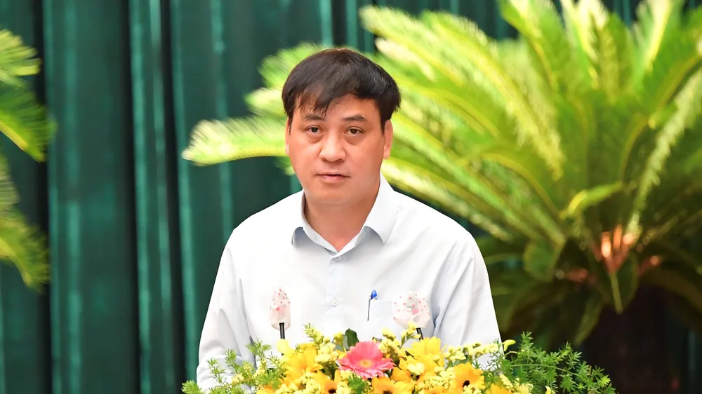 Phó Chủ tịch UBND TPHCM Lê Hòa Bình: Tình hình kinh tế TPHCM dần được cải thiện