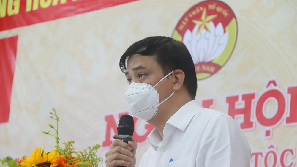 Phó Chủ tịch UBND TPHCM Lê Hòa Bình: Không vì đã tiêm vaccine mà chủ quan, lơ là