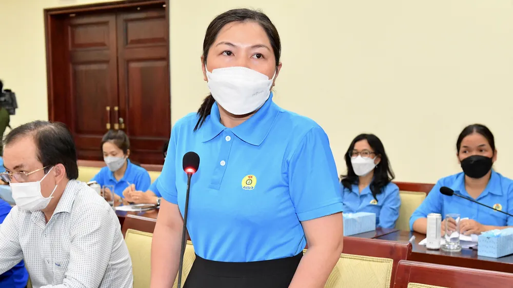 Hội nghị tiếp xúc cử tri nữ công nhân, viên chức, lao động năm 2022. Ảnh: VIỆT DŨNG 