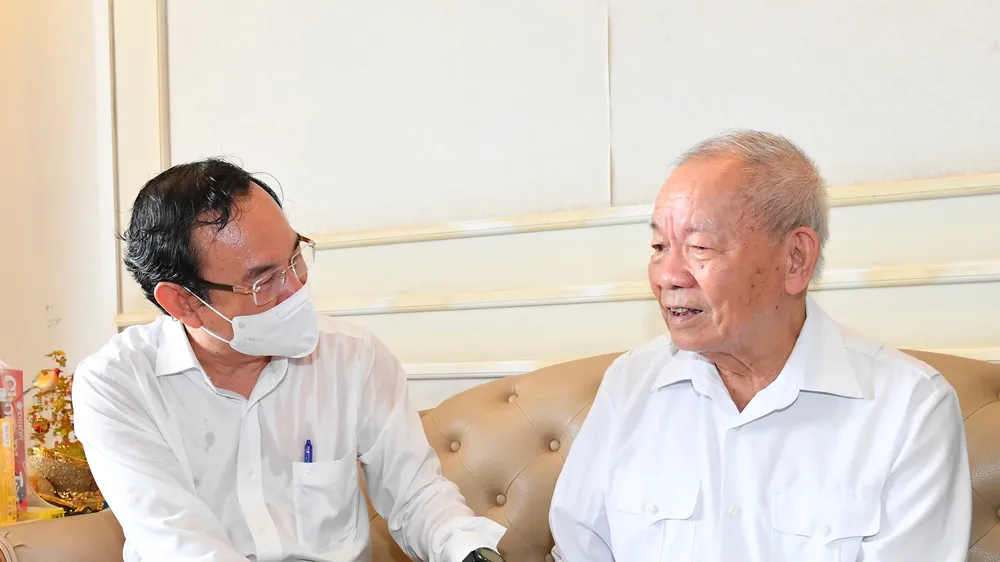 Anh hùng lực lượng vũ trang kể chuyện đền ơn đáp nghĩa 