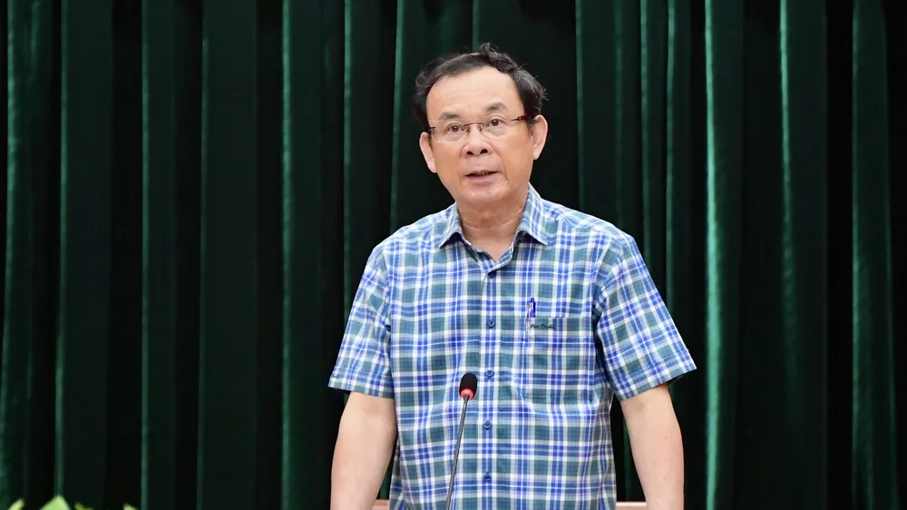 Đồng chí Nguyễn Văn Nên, Ủy viên Bộ Chính trị, Bí thư Thành ủy TPHCM, Trưởng Ban Chỉ đạo phòng chống tham nhũng, tiêu cực TPHCM chủ trì phiên họp lần 2. Ảnh: VIỆT DŨNG