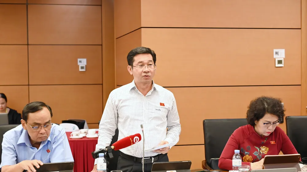 Cần tính đến việc giảm số lượng nếu ngân hàng nhiều nhưng không đóng góp nhiều cho phát triển