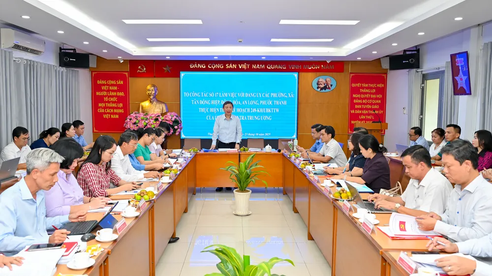 Trưởng Ban Tuyên giáo và Dân vận Thành ủy TPHCM Dương Anh Đức phát biểu