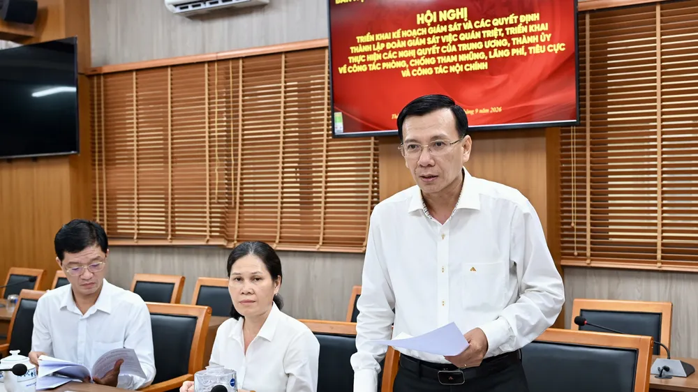 Giám sát công tác phòng chống tham nhũng, lãng phí và công tác nội chính 2 phường, xã