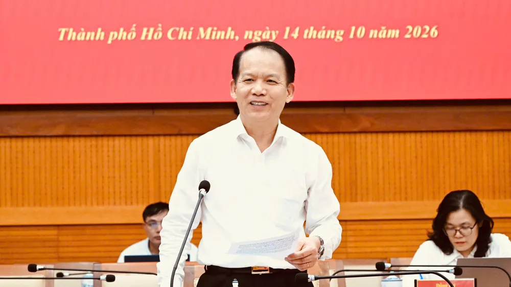 Bộ Tư pháp làm việc với Ban Thường vụ Thành ủy TPHCM