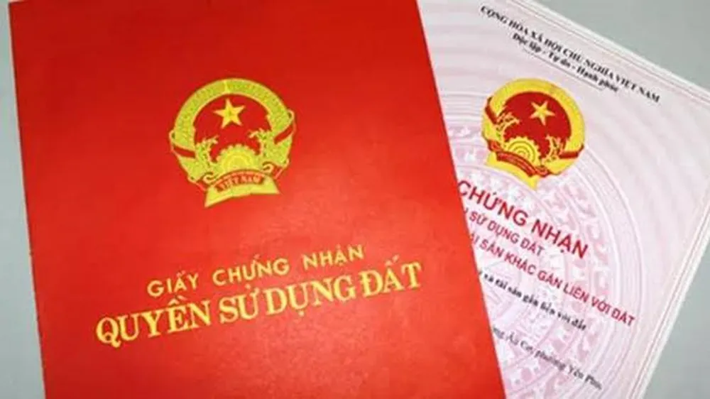 Điều tra vụ án giả mạo giấy tờ để lừa bán đất